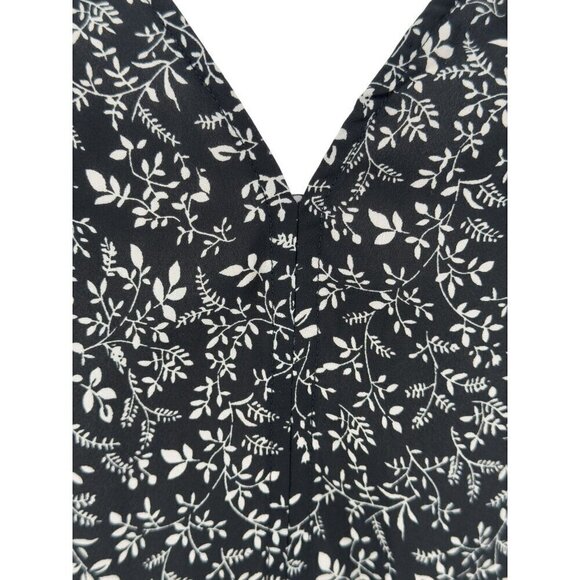 Pleione for Anthropologie Black and White Floral Blouse Top Sz M EUC Flattering - Picture 2 of 11